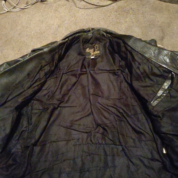 bikers jacket - Picture 2 of 4
